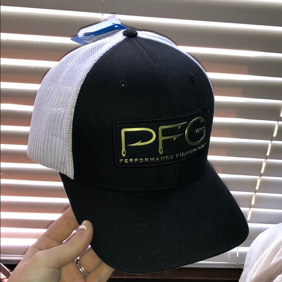 Columbia Other - columbia pfg trucker hat